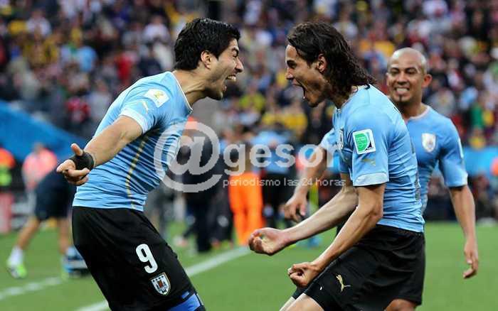 El zaguero rosarino Diego Godín no podrá defender a Uruguay ante Brasil y Perú, por lesión.